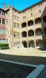 Building with covered walkways