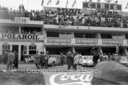 General view of the pits before the race, in front of the Panhard pits