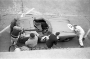 Aston Martin pit stop #4 Aston Martin DBR1/300 (Roy Salvadori and Tony Maggs)