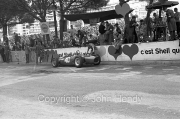 Formula 1 - #40 Ferrari 156 (Willy Mairesse) in the pits