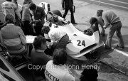 F1 - #24 Hesketh-Cosworth 308 (James Hunt) in the pits, Lord Hesketh looking on