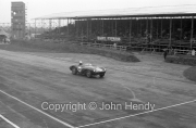 #137 Aston Martin DB3S, M Ward