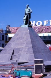 Pyramid monument