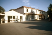 Camping Les Amiaux shop and takeaway