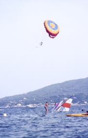 Parascending