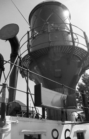 Lightship in St Katharine&apos;s Dock
