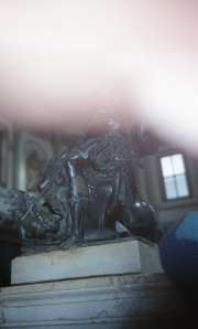 CN_A049_22