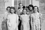 John and Sue with girls