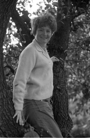 Greta in a tree