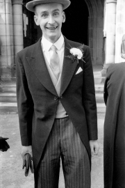 John as Usher at John and Trish Walton's wedding