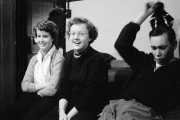 Bobbie, Brenda and Robin (pearly hat)