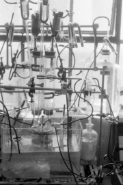 Kelly-Hendy apparatus