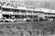 Ferraris: #19 250 Ferrari Testa Rossa (Bill Kimberley and Ed Martin), #14 Ferrari 250 TR59 (Phil Hill and Olivier Gendebien), #15 Ferrari 250 Testa Rossa (Cliff Allison and Hermano da Silva Ramos), #12 Ferrari 250 TR59 (Dan Gurney and Jean Behra), #23 Ferrari Dino 196 S (Guilio Cabianca and Giorgio Scarlatti)