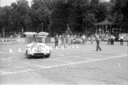 Scrutineering - #25 Maserati Tipo 61 (Birdcage) - Lucky Casner and Jim Jeffords