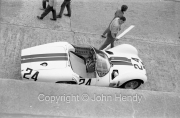 #24 Maserati Tipo 60 (Briggs Cunningham and Bill Kimberly) in the pits