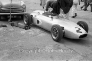 Formula Junior - #2 Caravelle, NR Hicks