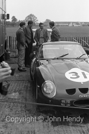 Sportscars - Mike Parkes and #31 Ferrari 250 GTO 3589GT MO75723 in the paddock