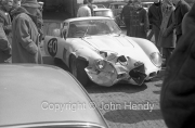 GT cars - #40 Ferrari 250 GTO (Mike Parkes), crash damaged