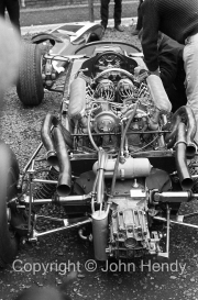 Naked F1 car - V12 engine