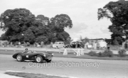 #46 Aston Martin DB3S, 2922cc (DR Barthel, Panda Racing Team)