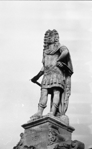 Charles II statue