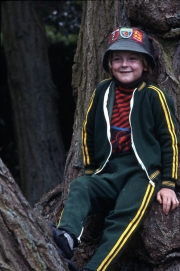 Simon in Delapre tree