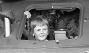 Simon in a tank