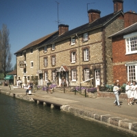 Stoke Bruerne