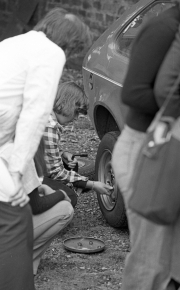 Changing a wheel