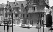 Chartres Buildings