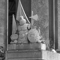 Armour sculpture