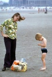 Greta and Simon on the beach