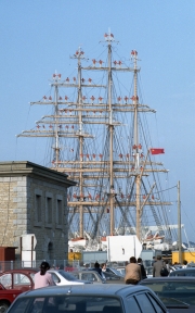 Russian tall ship manning the yards