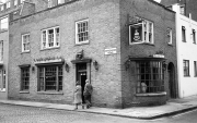 Ennismore Arms
