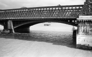 Hungerford railway bridge