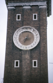 Clock on SS Apostoli